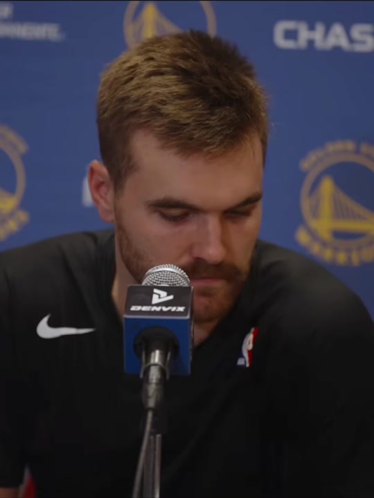 九游体育下载-关于金州勇士迎欧超杯关键赛;今晨更衣室发声;更衣室稳定;团队化学反应显著的信息